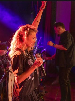 Rok 2025 - vděčnost Nikoho jsi mi nevzal… a za to ti děkuji !!! Byl jsi intenzivní a plný nových zážitků, přátel, krásných...